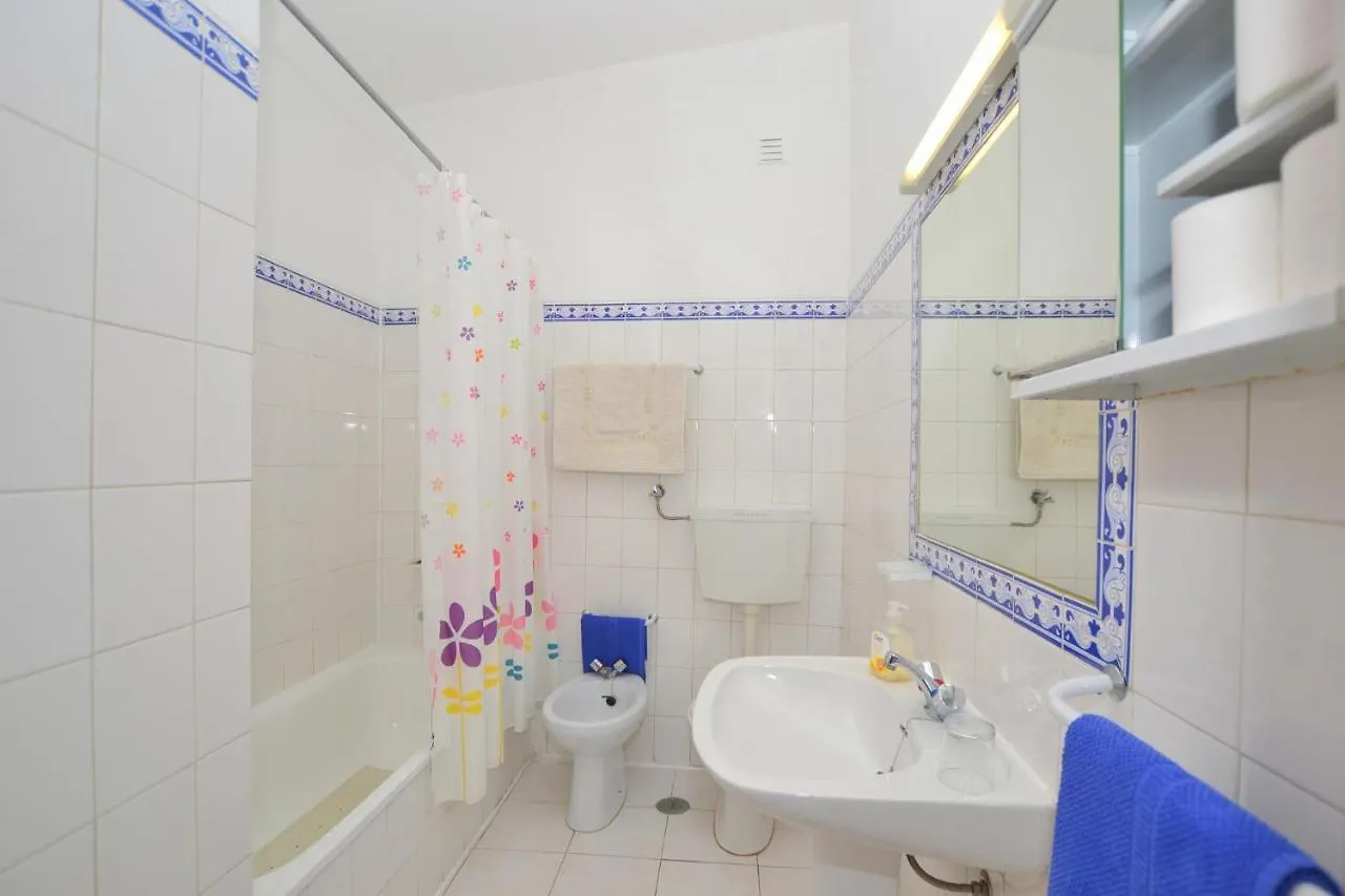 Casa Wendy, Old Town Albufeira Apartment 0*,  Portugal